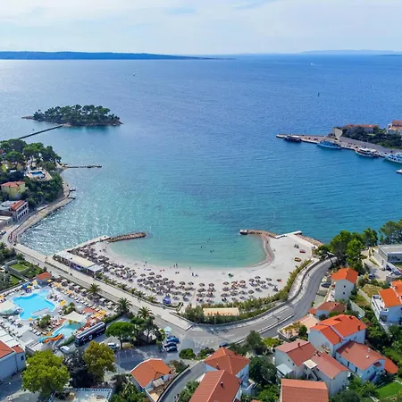 With Parking Space Banjol, Rab - 16334 Апартаменты