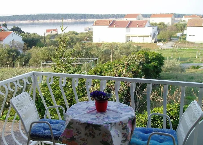 With Parking Space Banjol, Rab - 16334 Апартаменты *